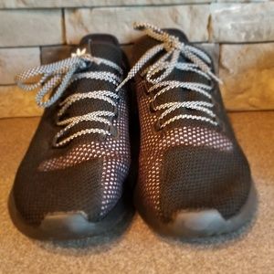Adidas Tubular Shadow